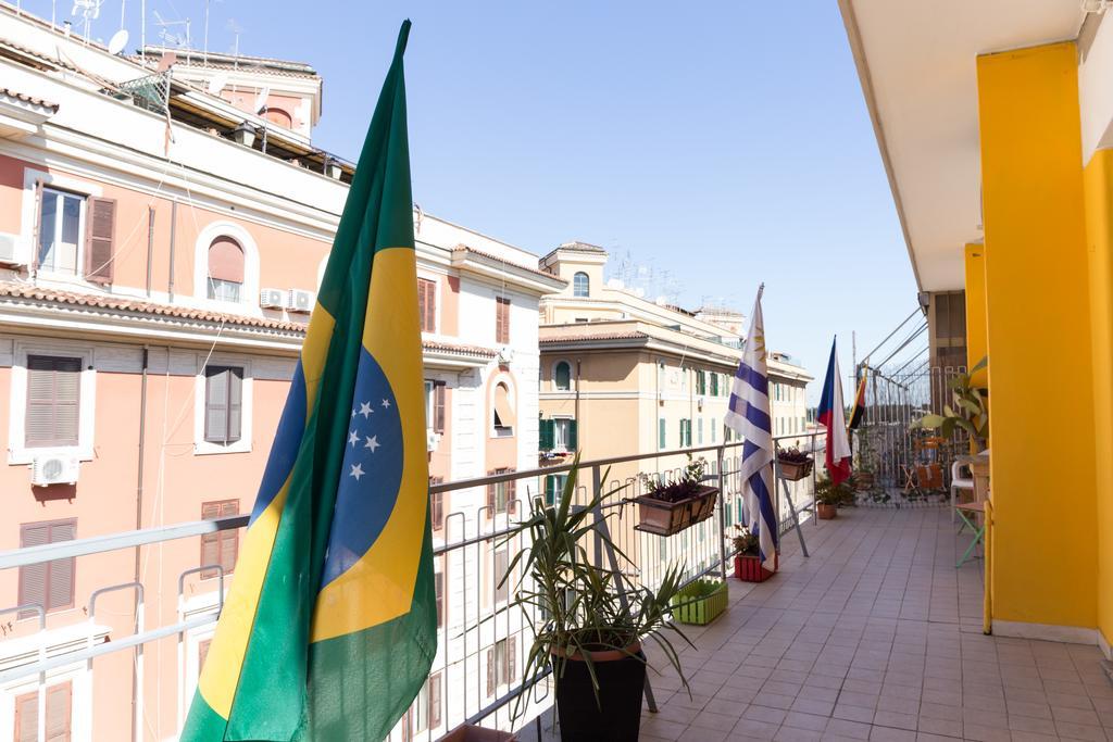 B&B Roma Citta Aperta エクステリア 写真