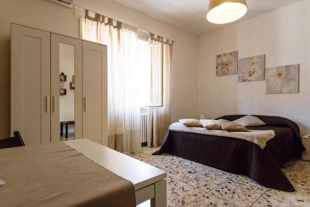 B&B Roma Citta Aperta エクステリア 写真